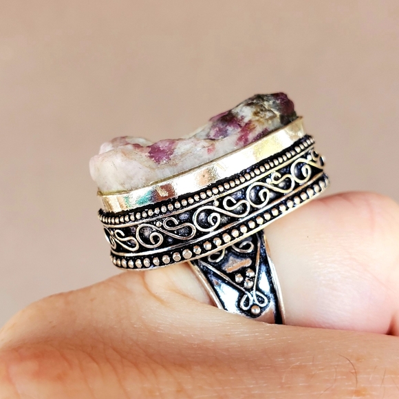 New Rough Ruby in Zoisite 925 Silver Ring. - Picture 7 of 12